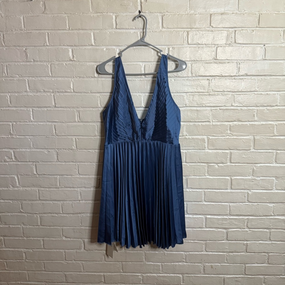 Abercrombie & Fitch Dress - Picture 2 of 3